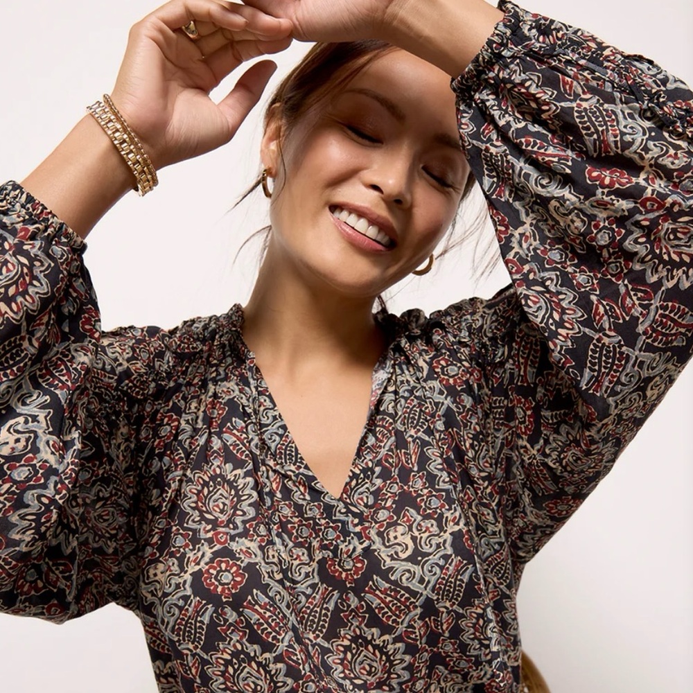 Evereve Kylie Ikat Blouse